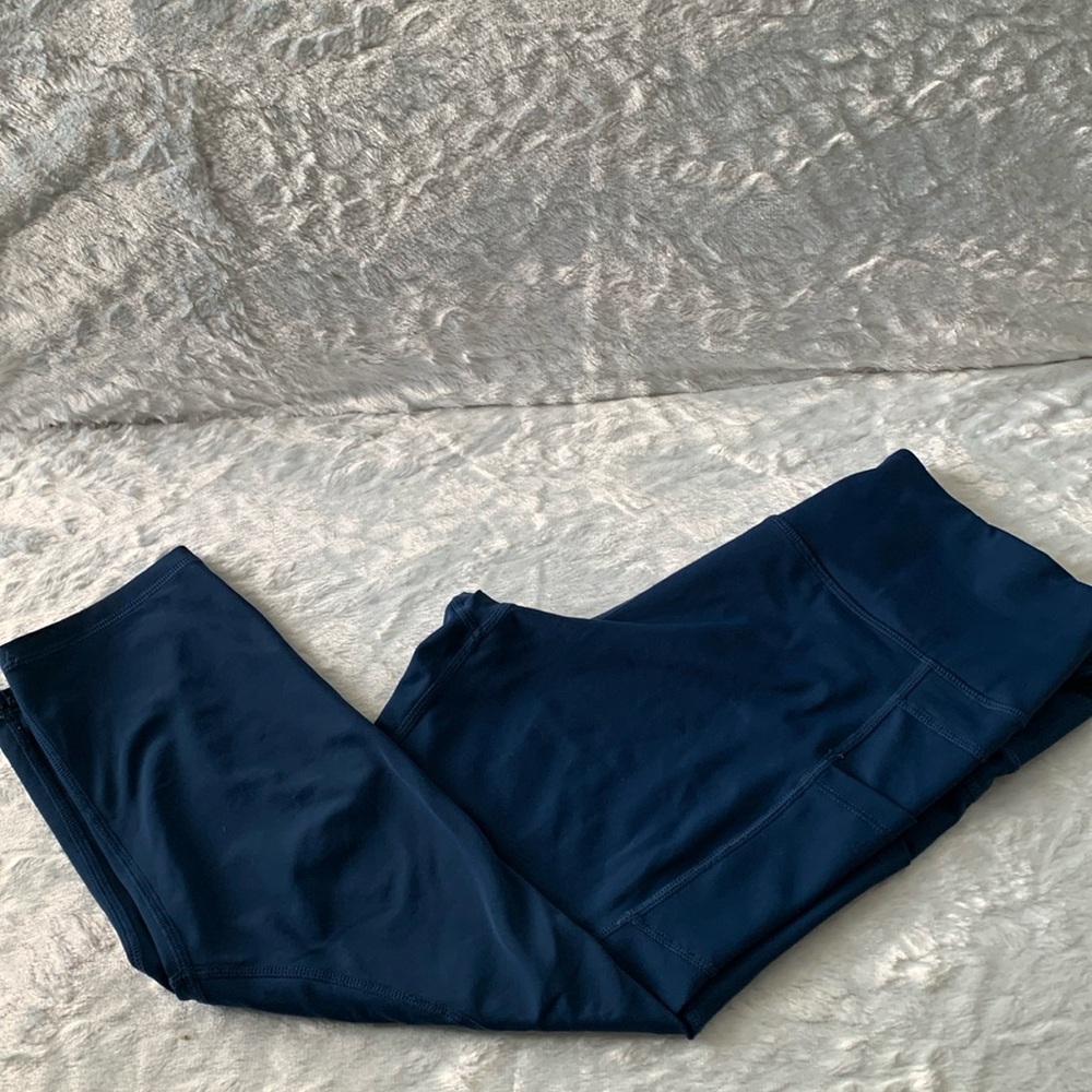Zyia Capri Leggings